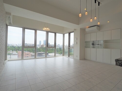 オープンレジデンシア南青山ウエストテラス 29.3畳のLDK