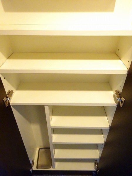 プレステージ高野台603号室 収納