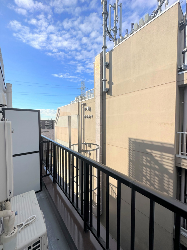 プラザ仲町台センター6階 バルコニー