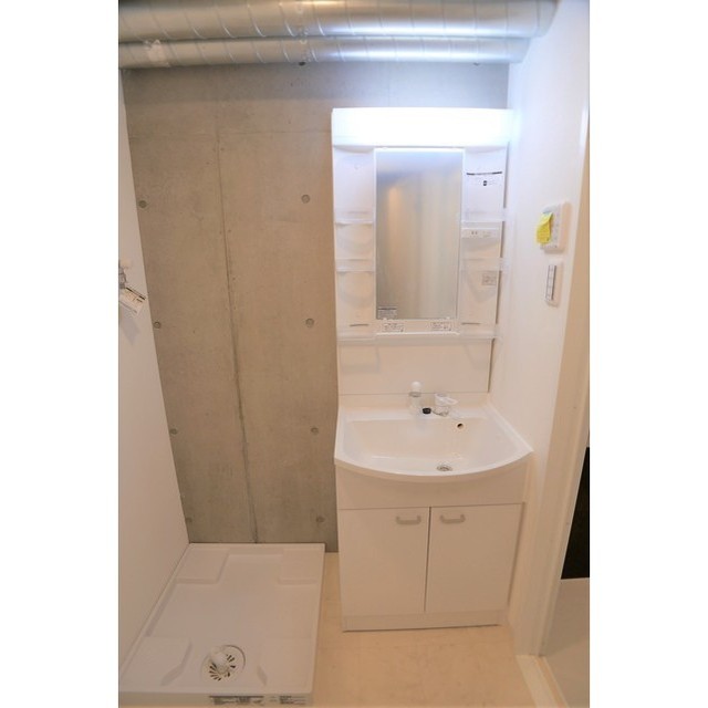 コンポジット王子 内観