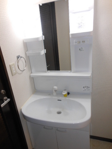 アーバンハイツ巣鴨Ｂ棟　３０７号室 洗面