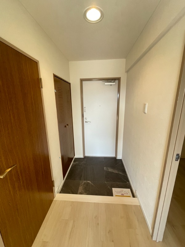 TraValore淵野辺3階 玄関