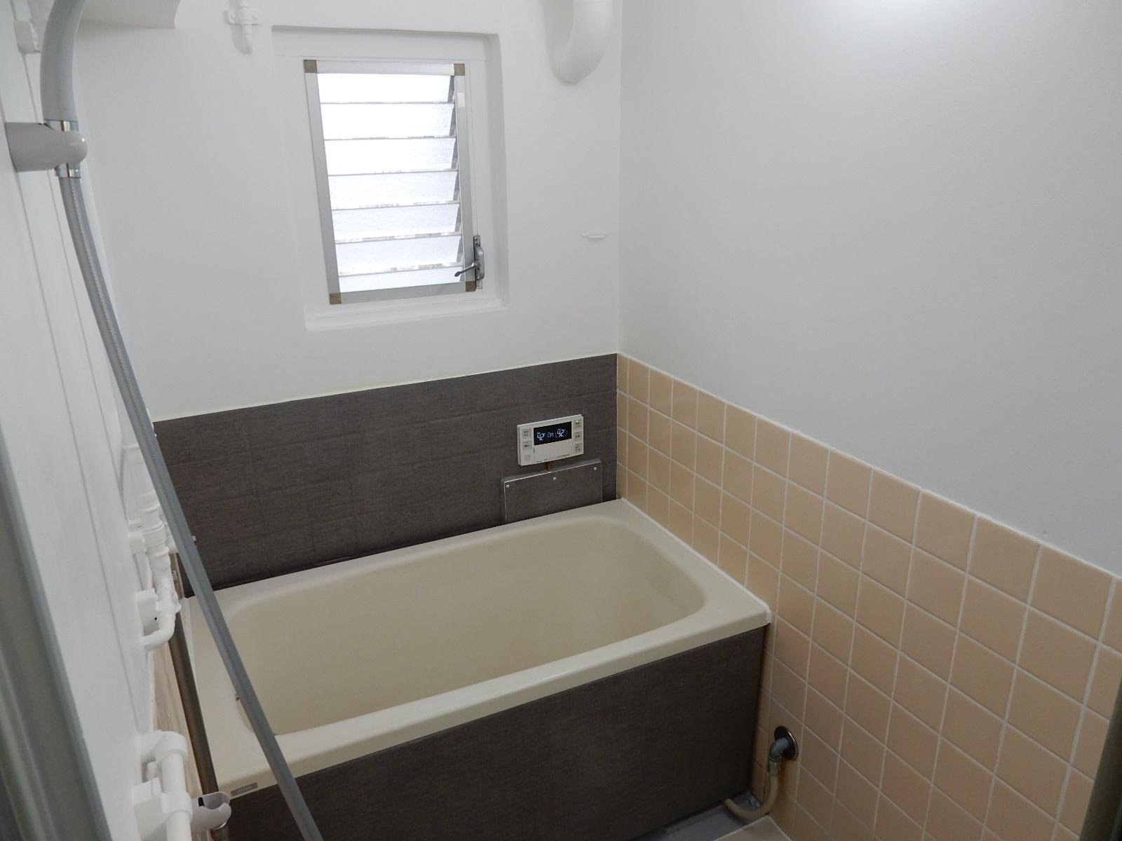 稲城市平尾住宅６６号棟 追い炊き機能付きで寒い冬でも、いつでも温かいお風呂に浸かれま