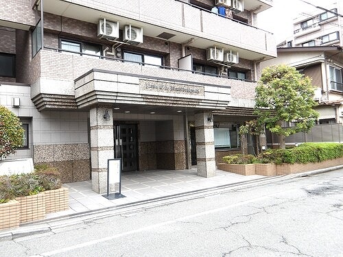 ライオンズシティ町田東6階 エントランス外観