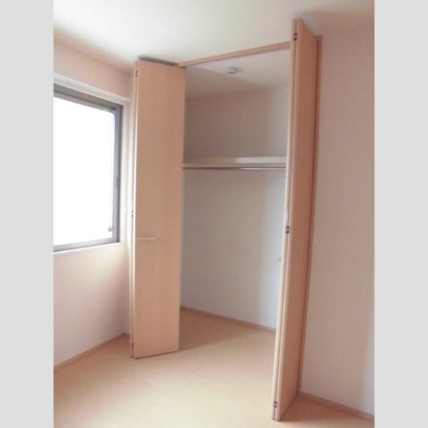 ソレイユ　B102号室 クローゼット