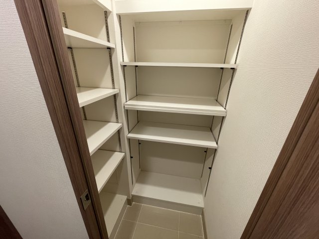 プレシス東京三ノ輪 収納