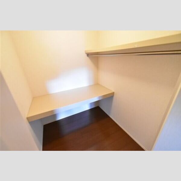 アーク・ヒルズ ウォークインクローゼット