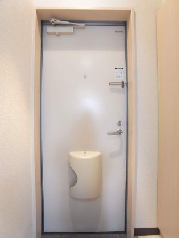 リリックコート長島1階 玄関