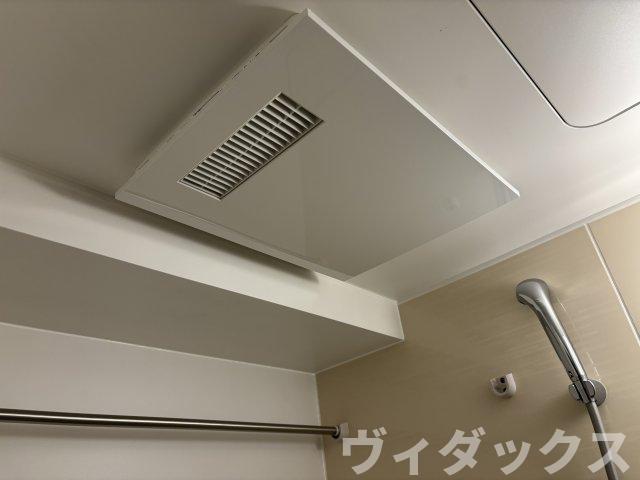 Log入谷／ログ入谷 Log入谷