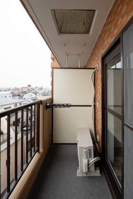 ﾀﾞｲｱﾊﾟﾚｽ・ｽﾃ-ｼｮﾝﾌﾟﾗｻﾞお花茶屋6階 バルコニー