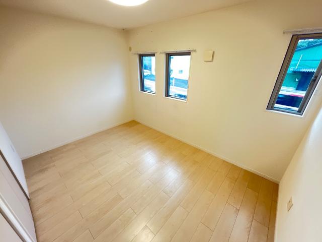 ハーモニーヒルズ202号室 洋室