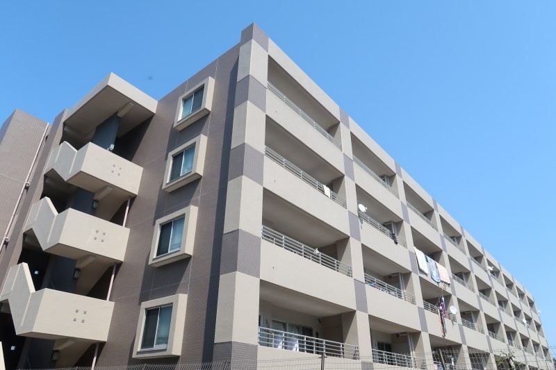 ブールヴァル舞岡4階 外観