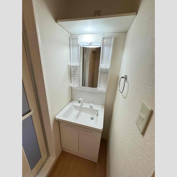 ラ・メゾン・ベルテ 独立洗面台