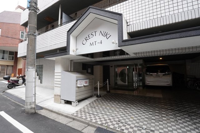 クレスト二木ビル301号室 エントランス