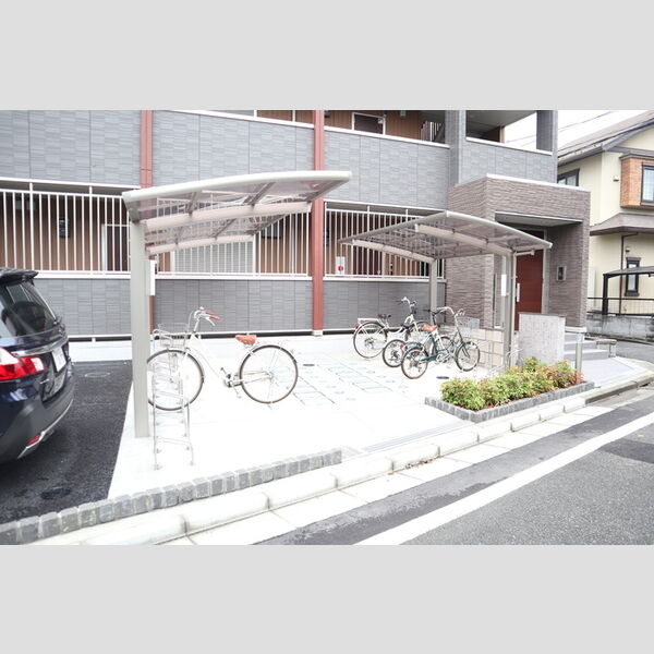 エスフロイデ 駐輪場