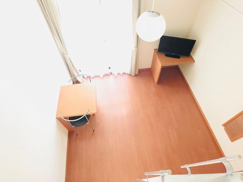 レオパレスステーションプラザ リビング