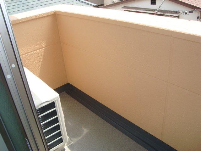 クレッセントコート302号室 ベランダ