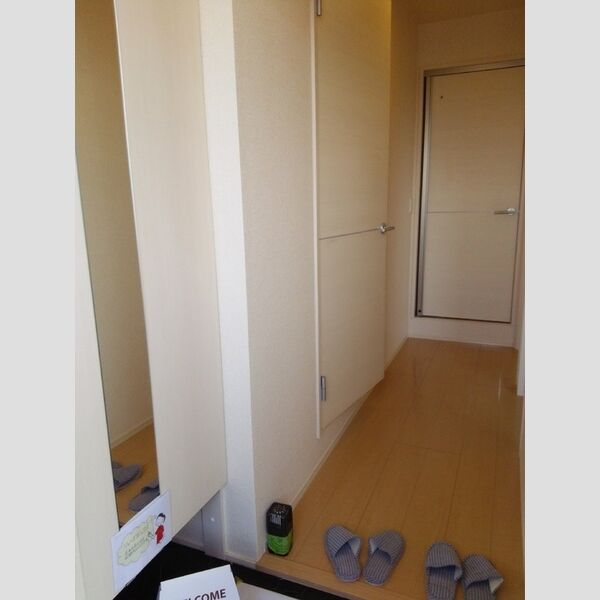 テラスガーデン303号室 玄関