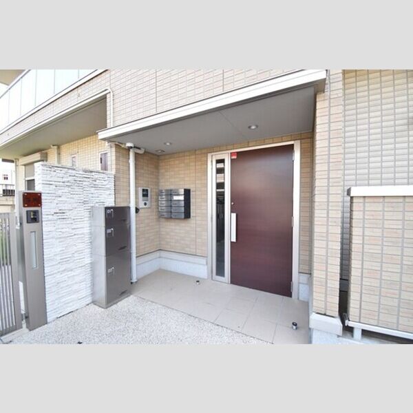 虹色 エントランス