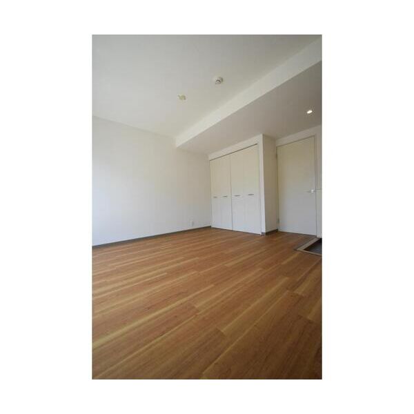 ヒマラヤ杉Apartment リビング