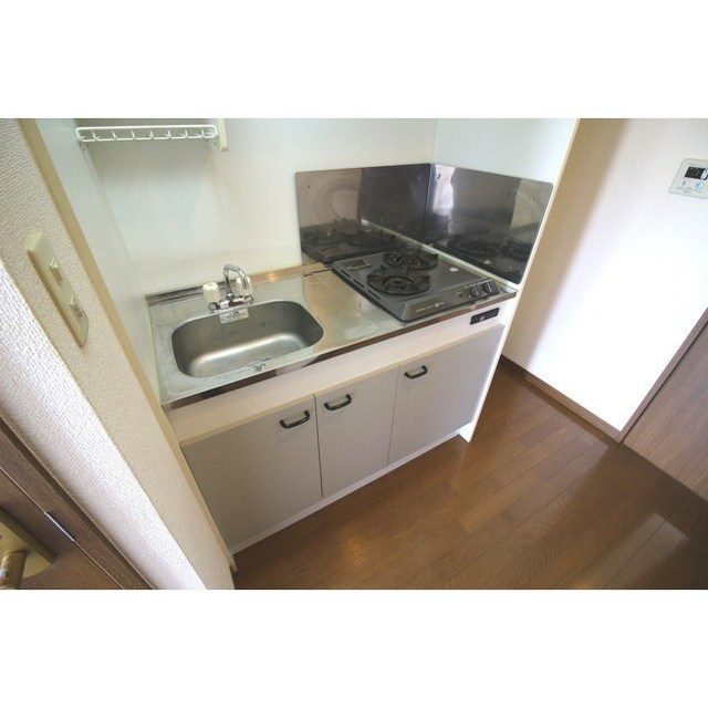 アムール SHINYA201号室 キッチン