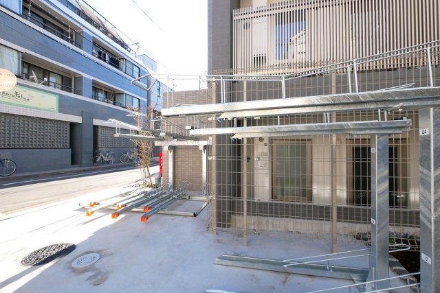 ハーモニーレジデンス中野本町パークサイド4階 外観