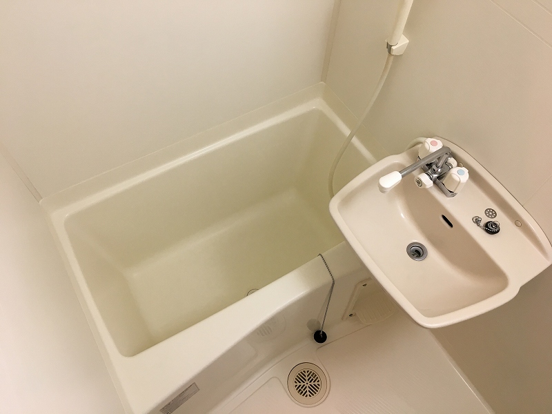 レオパレスコンプリートＮ お風呂