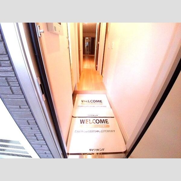 グランドウエスト横浜102号室 玄関