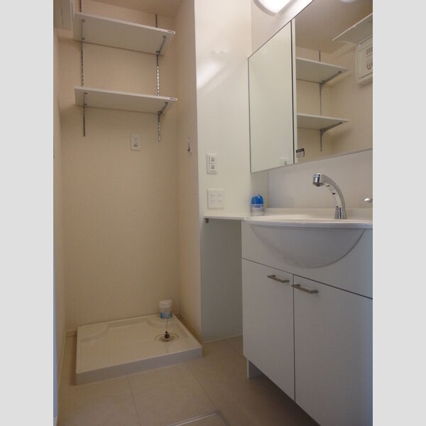 アルシュTOWA 洗面室