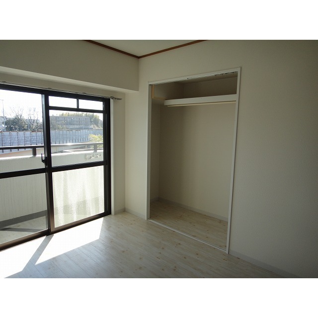 サン・ライズＮＯＶＡ304号室 内観