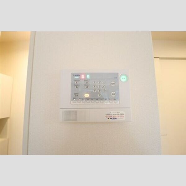 サン・デボーテ103号室 ALSOK