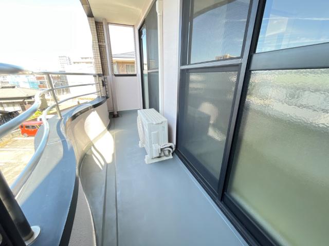 クレストール武蔵浦和307号室 ベランダ