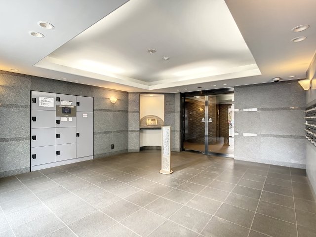 ルーブル大森参番館308号室 エントランス