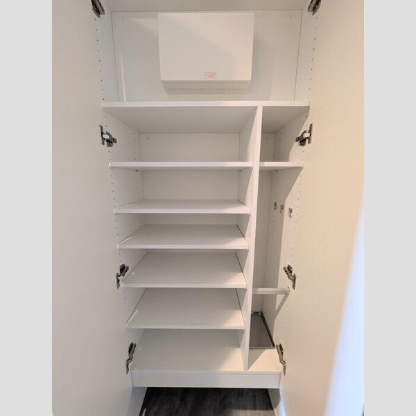 ロイジェント潮見0505号室 シューズボックス