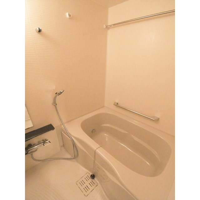 コスモグラシア池田山1301号室 お風呂