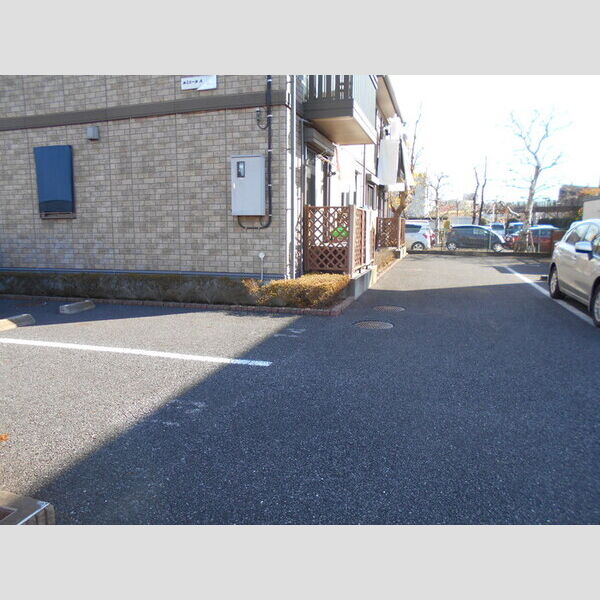 ルミエール　A/B 駐車場