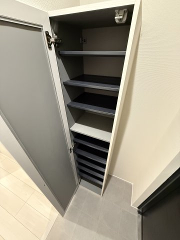 Ｍｉｌｅｓｔｏｎｅ　Ｓａｓａｚｕｋａ0202号室 収納