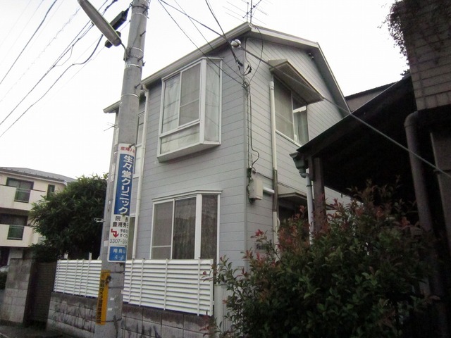 ジュネス烏山102号室 外観