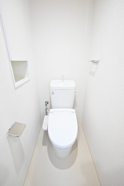 エルミ上落合4階 トイレ