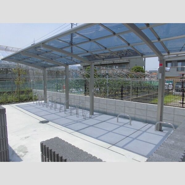 グランフォルト高砂101号室 駐輪場