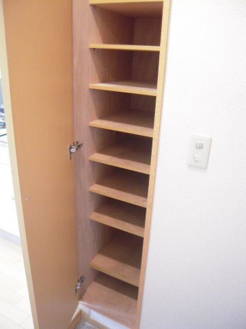 ＬＹＮＸ南台Ⅰ 収納