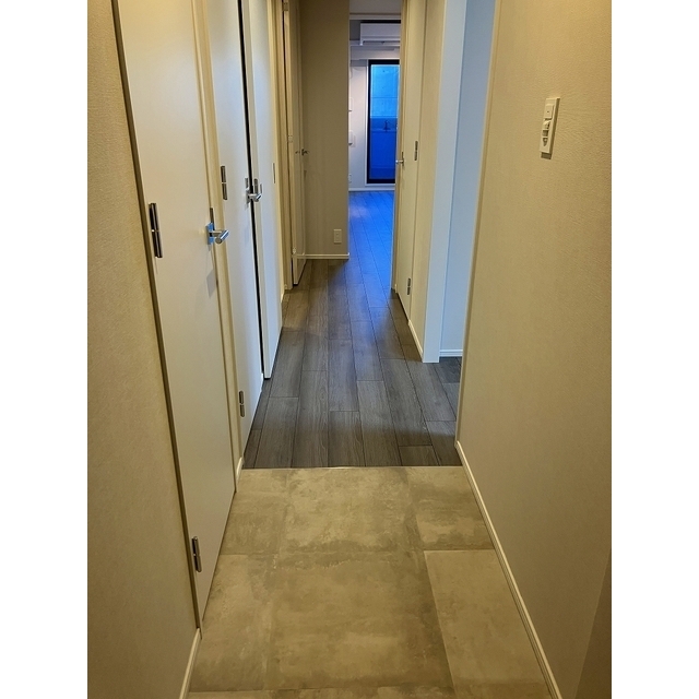 Ｌａ　Ｐｅｒｌａ　ＪｉｙｕｇａｏｋａⅡ201号室 同建物別部屋の参考画像