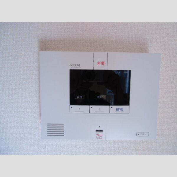 ソレイユ　B105号室 SECOM