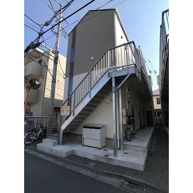 プラージュ鶴間 外観