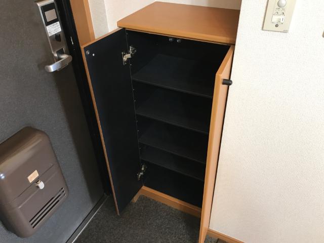 ＳＵＮ　ＣＲＯＳＳ　ＲＯＡＤ 下駄箱