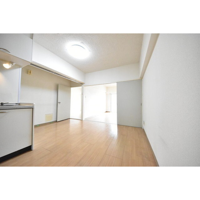 ライオンズマンション目黒青葉台タウンハウス1002号室 内観