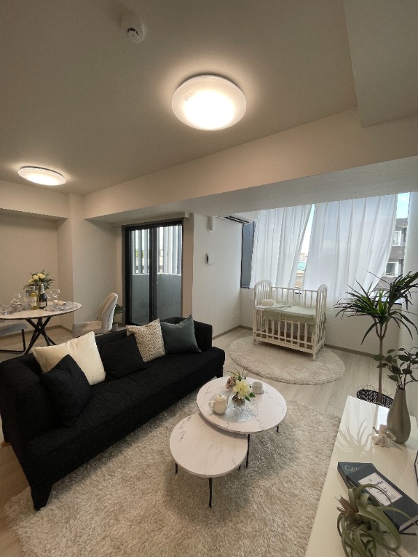 クロスゲート青葉台4階 ※写真は802号室