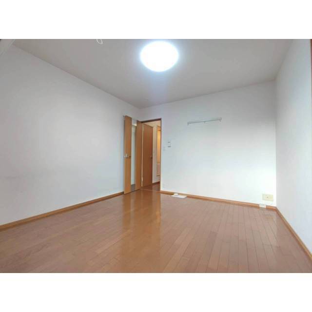 コスモ千川 内観