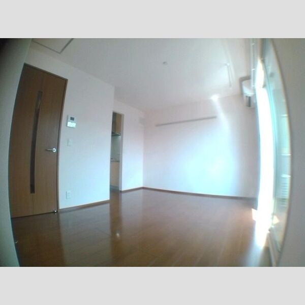 アヴニール 202　居室