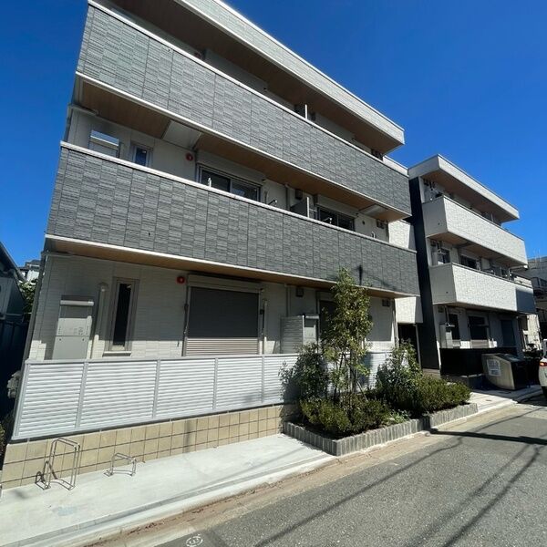 アヴァンス千住緑町の外観画像